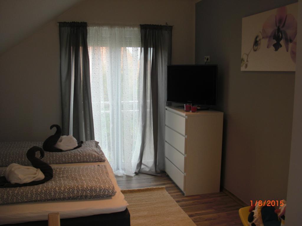 Ferienwohnung Misita Руст Екстер'єр фото